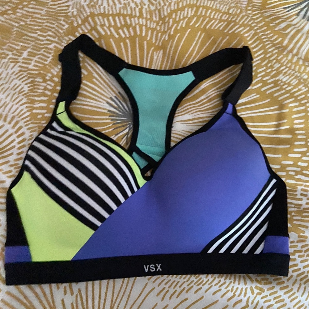 VSX sports bra 34D